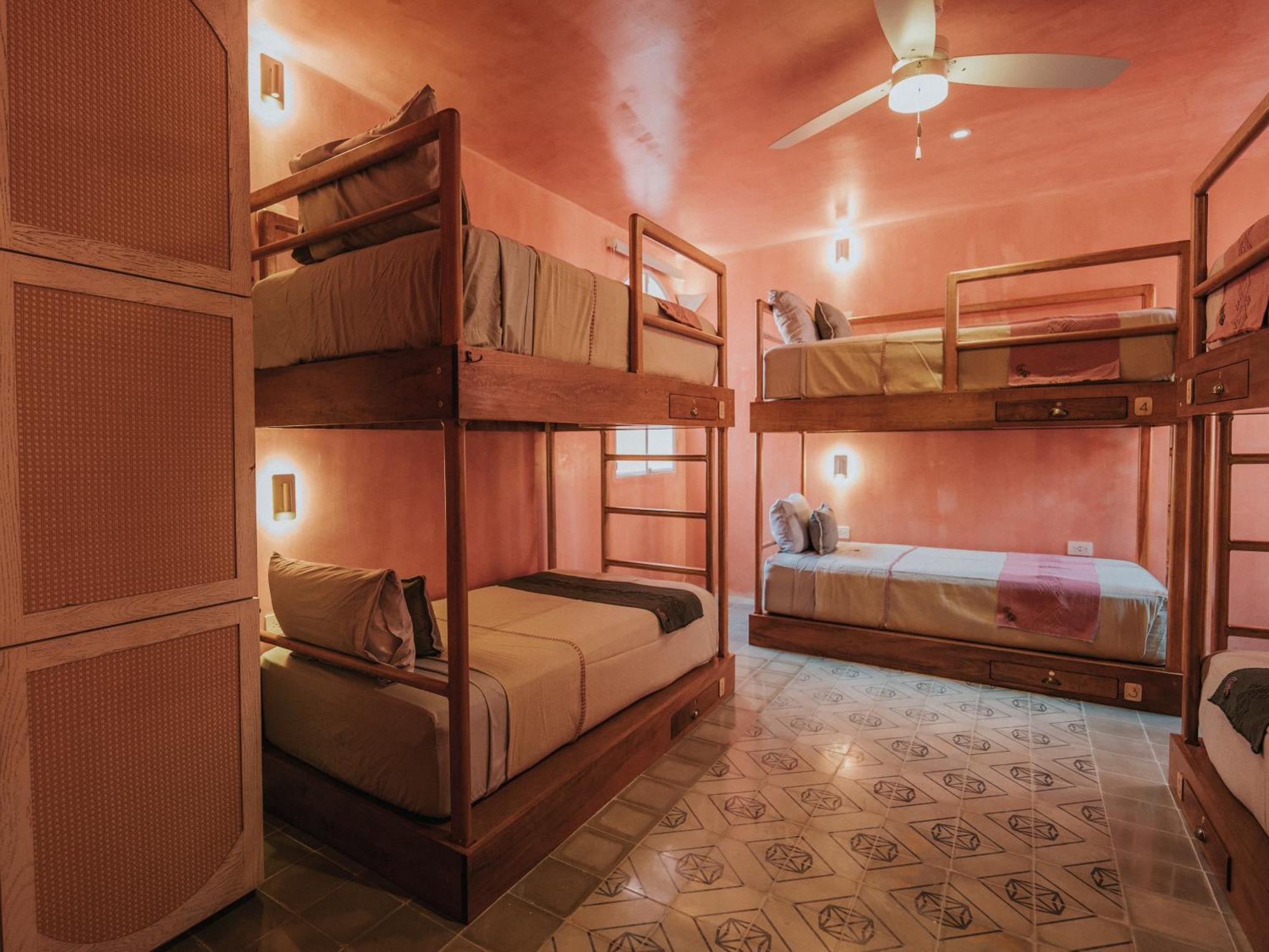 Casa Amate 61 Boutique Hostel ميريدا المظهر الخارجي الصورة
