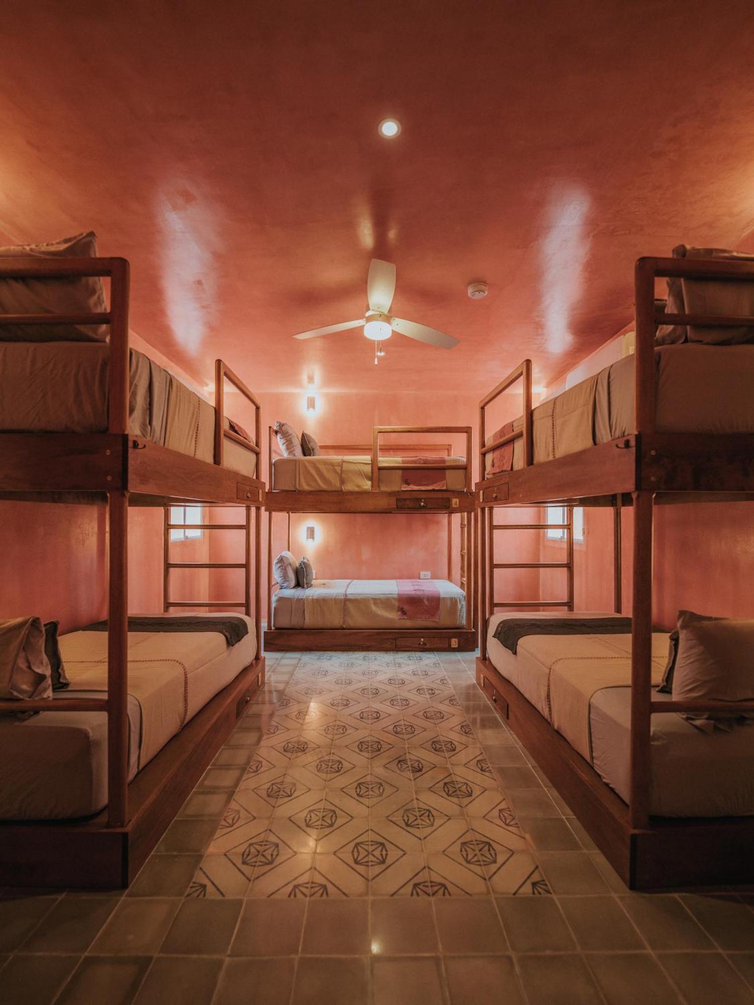 Casa Amate 61 Boutique Hostel ميريدا المظهر الخارجي الصورة