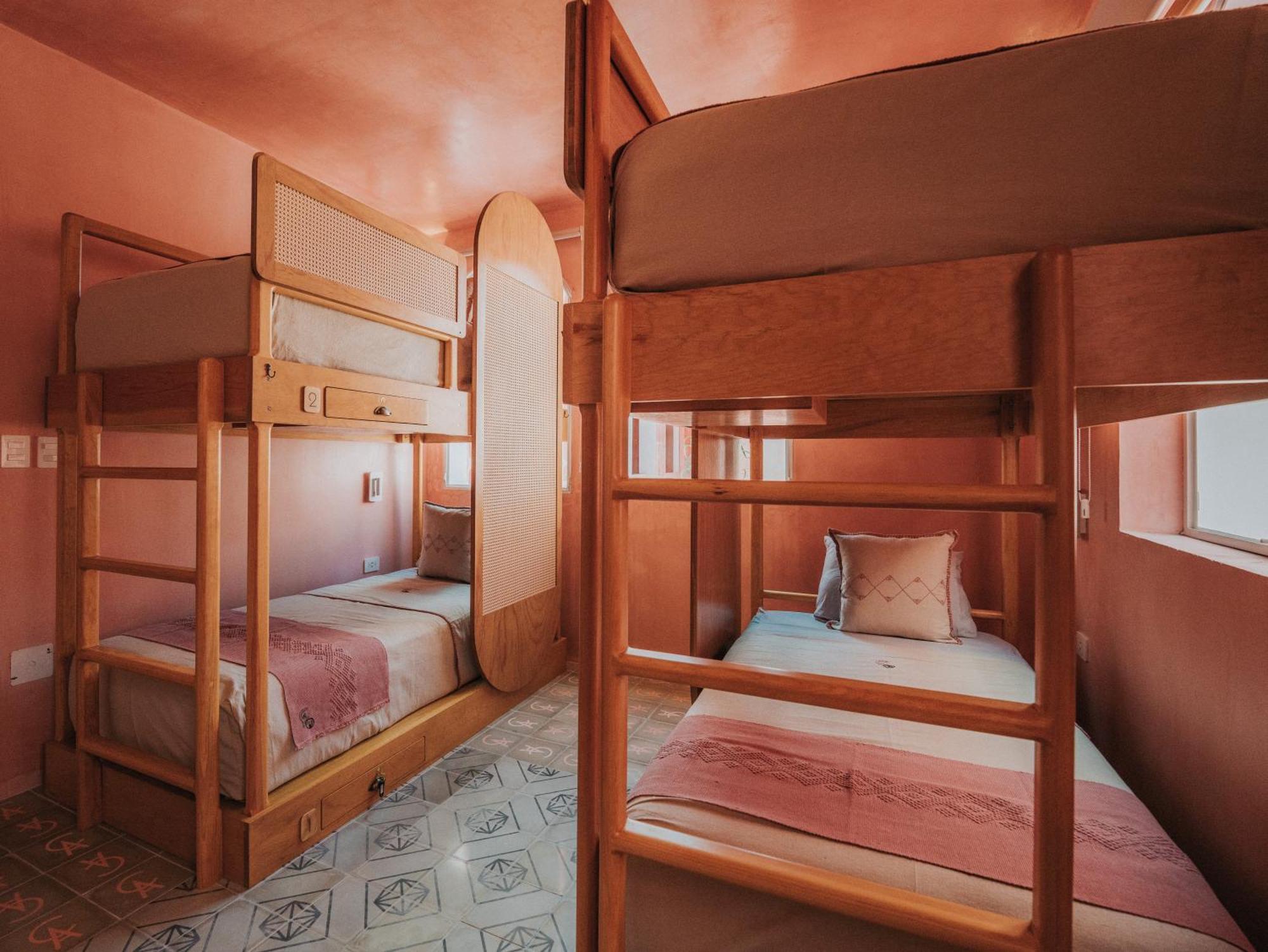 Casa Amate 61 Boutique Hostel ميريدا المظهر الخارجي الصورة