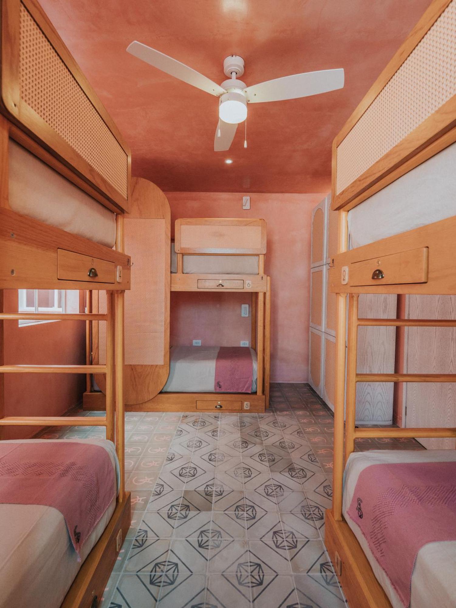 Casa Amate 61 Boutique Hostel ميريدا المظهر الخارجي الصورة